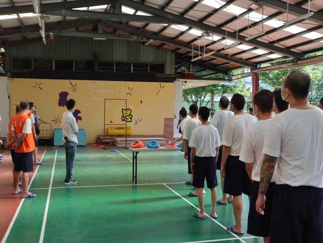 TTaoyuan Prison held a recreational activity(flying disc accuracy competition) for its inmates to enhance their health and team spirit in June,2020.