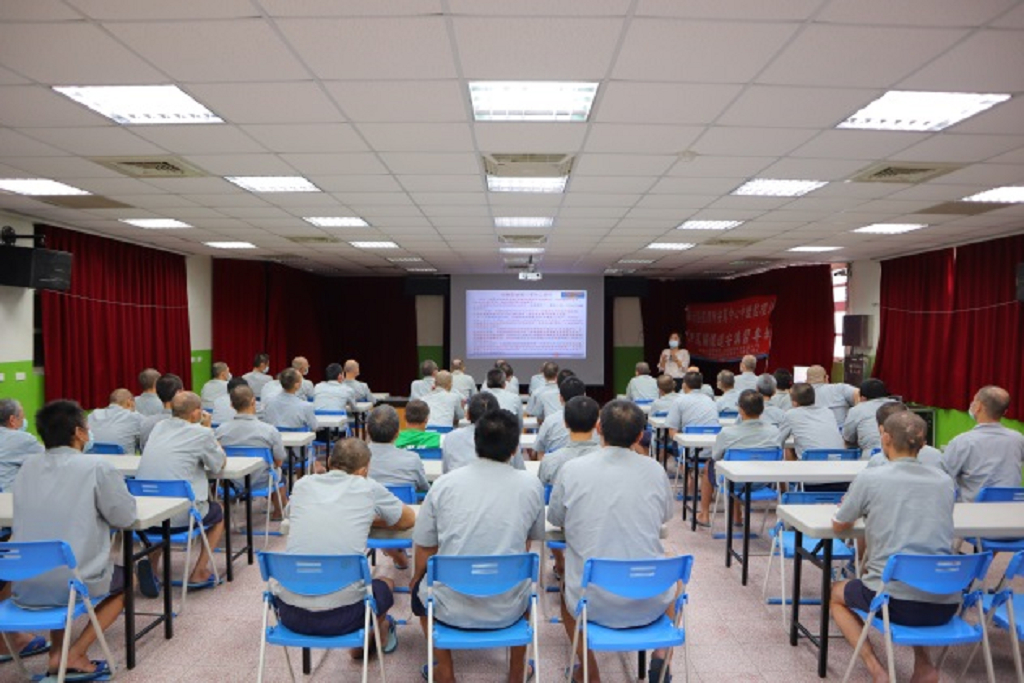 Traffic safety class for drunk driving inmates 2