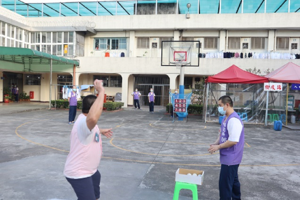 Photograph 2 of baseball toss games on November 9,2020