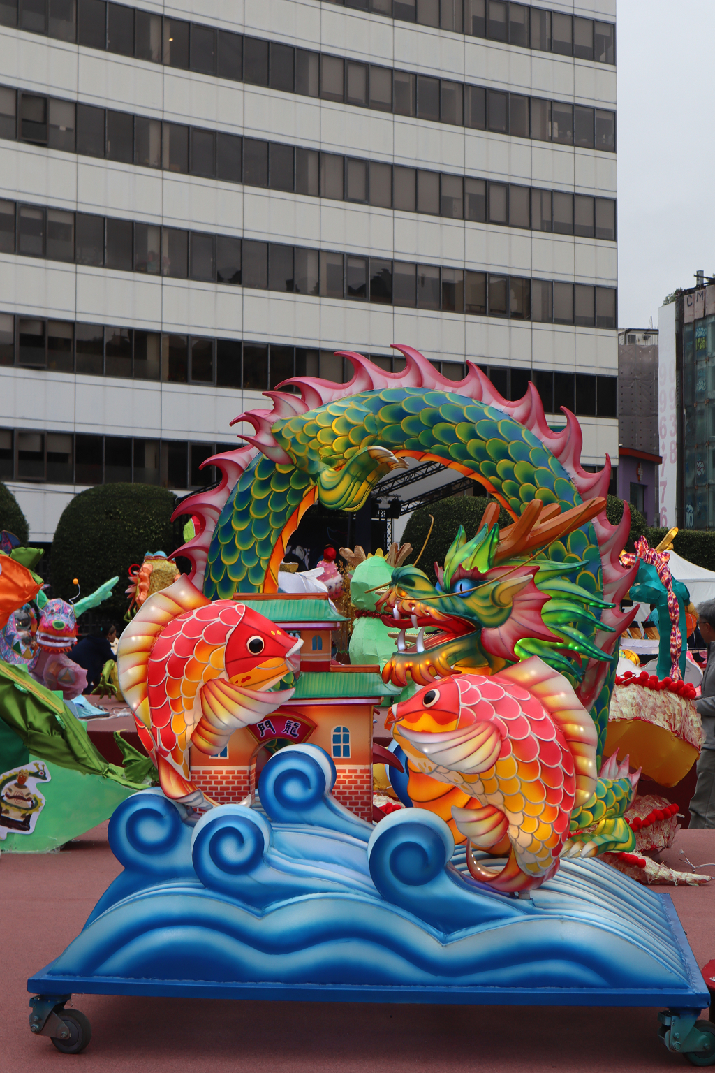 picture 2 of The lantern-making work(Carp jumps over the dragen gate ) 