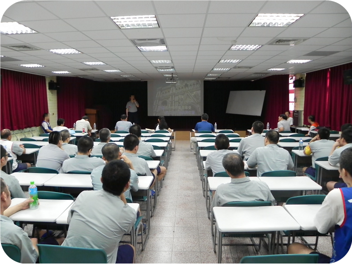 Singing contest on July 16,2012.