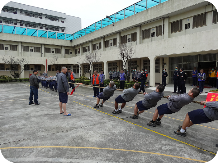 The inmates' recreational activity in March,2014.